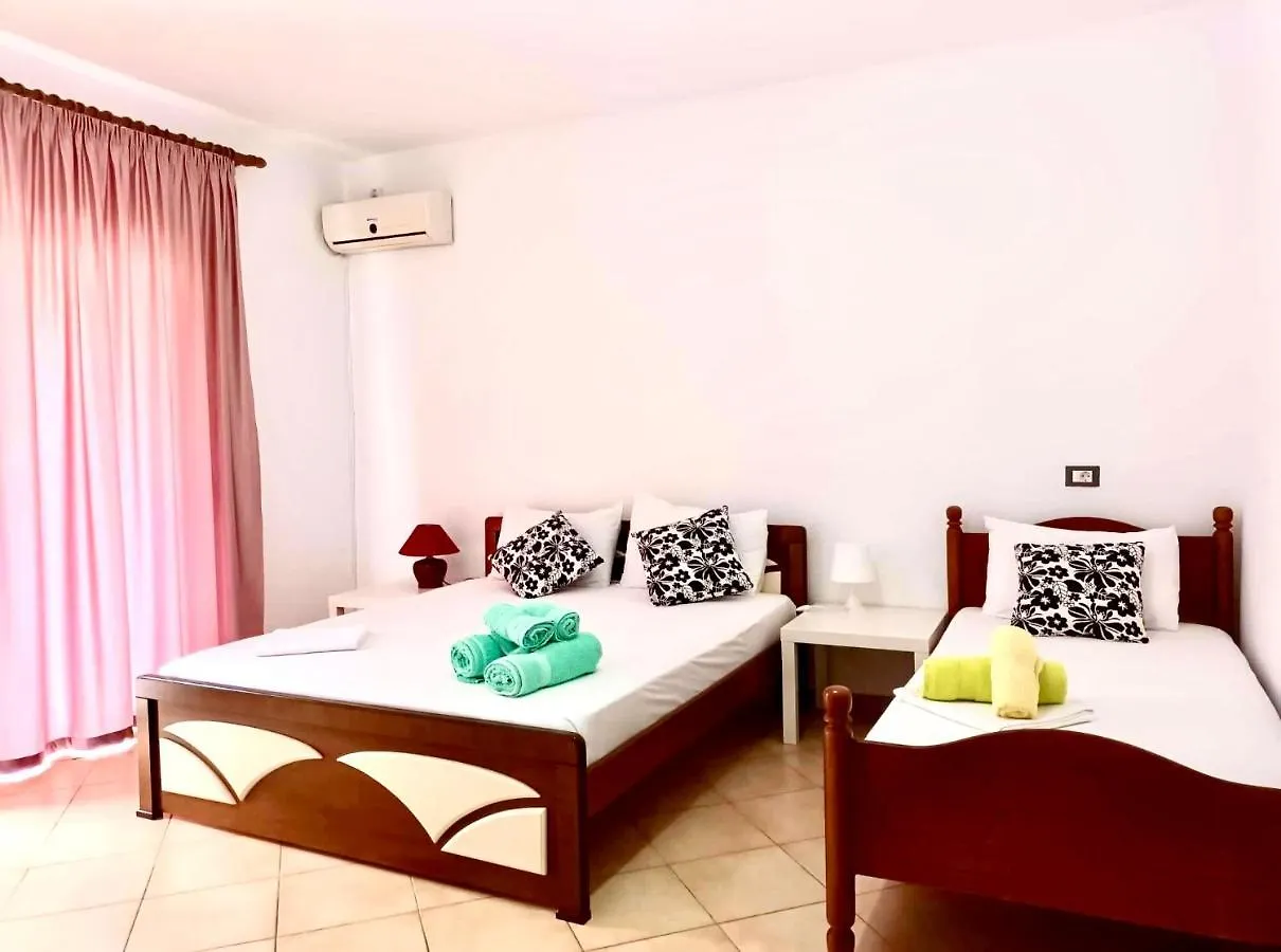 Saranda Rooms Daire